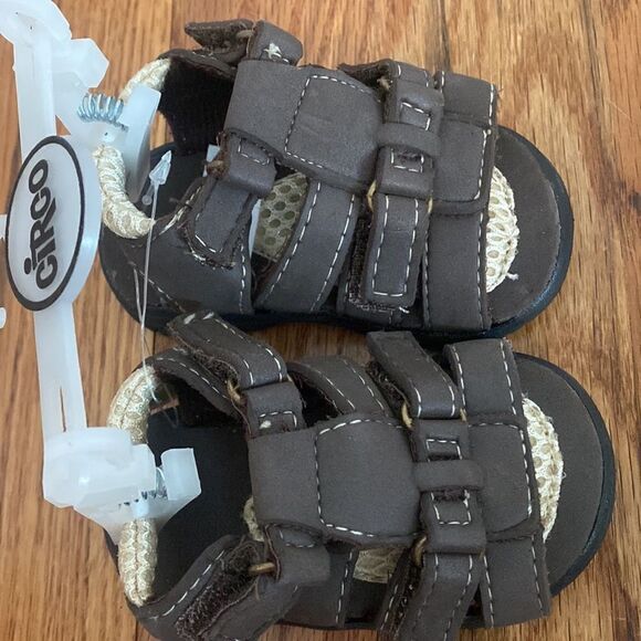 Baby Sandals Shoes Brown Circo Shower Gift 0-3 months NWT - Picture 3 of 5